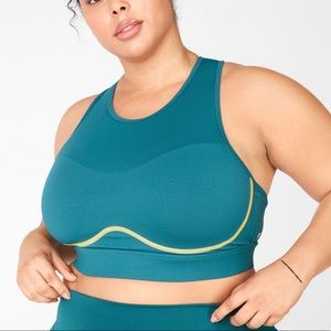 Blare Cross Back Medium Impact Sports Bra 1X Fjord